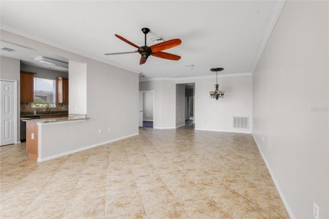 Townhouse in Alva, Florida 2 bedrooms, 165.74 sq.m. № 1904403 - photo 3