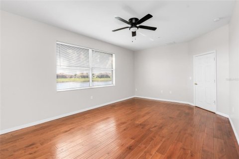 Townhouse in Alva, Florida 2 bedrooms, 165.74 sq.m. № 1904403 - photo 12