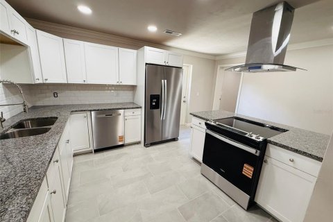 Casa en venta en Gainesville, Florida, 4 dormitorios, 132.11 m2 № 1914215 - foto 9