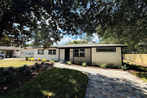 Casa en venta en Gainesville, Florida, 4 dormitorios, 132.11 m2 № 1914215 - foto 2