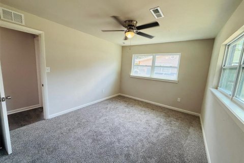Casa en venta en Gainesville, Florida, 4 dormitorios, 132.11 m2 № 1914215 - foto 17