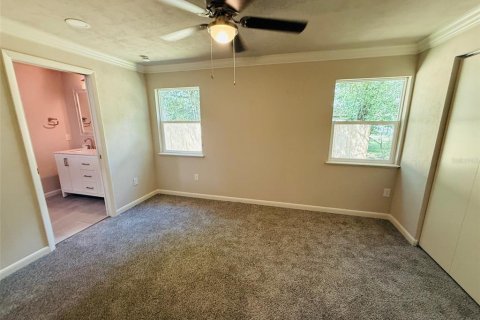Casa en venta en Gainesville, Florida, 4 dormitorios, 132.11 m2 № 1914215 - foto 10