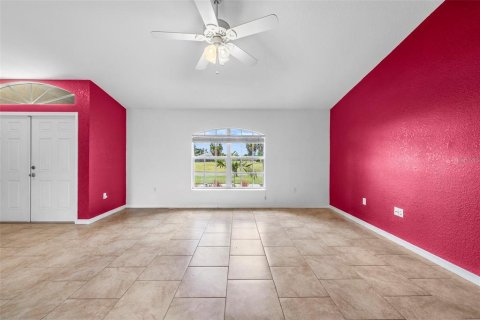 Villa ou maison à vendre à Rotonda, Floride: 3 chambres, 155.43 m2 № 2391151 - photo 12