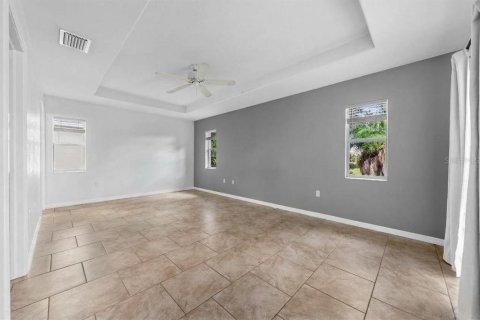 Villa ou maison à vendre à Rotonda, Floride: 3 chambres, 155.43 m2 № 2391151 - photo 13
