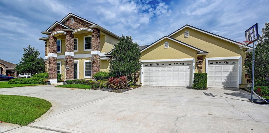 House in Middleburg, Florida 5 bedrooms, 309.64 sq.m. № 772687