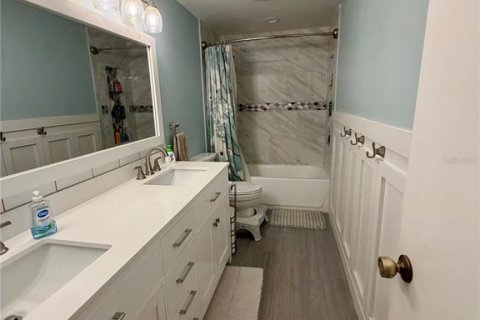 Купить виллу или дом в Тампа, Флорида 13 комнат, 209.87м2, № 2167348 - фото 28