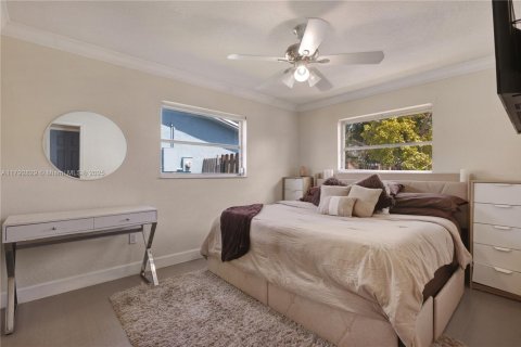 House in Sunrise, Florida 3 bedrooms, 104.98 sq.m. № 1728176 - photo 5