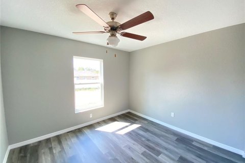 House in Ocala, Florida 3 bedrooms, 131.55 sq.m. № 1885730 - photo 10