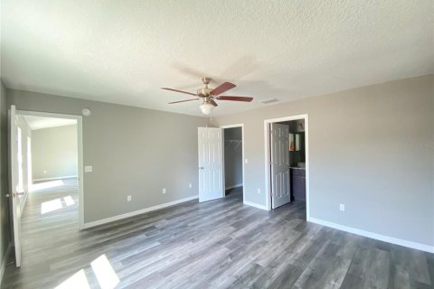 House in Ocala, Florida 3 bedrooms, 131.55 sq.m. № 1885730 - photo 16