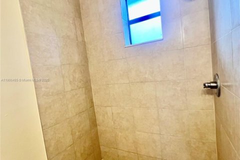 Propiedad comercial en alquiler en Florida City, Florida, 1 dormitorio, 37.16 m2 № 1953336 - foto 7