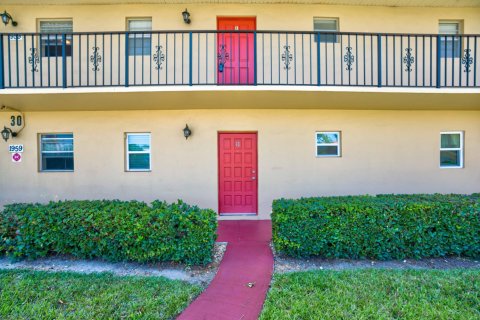 Condominio en venta en Stuart, Florida, 1 dormitorio, 76.09 m2 № 1134919 - foto 1