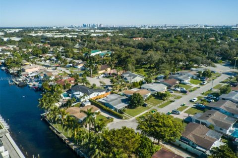 Купить виллу или дом в Дания-Бич, Флорида 3 спальни, 145.02м2, № 1994039 - фото 30