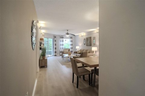 Copropriété à louer à Sarasota, Floride: 2 chambres, 89.09 m2 № 914817 - photo 13