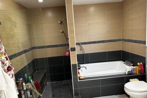 Купить виллу или дом в Майами, Флорида 3 спальни, 208.29м2, № 2017555 - фото 21