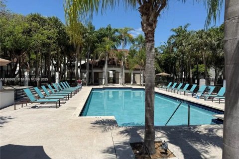 Condominio en venta en Hollywood, Florida, 3 dormitorios, 114.83 m2 № 1973942 - foto 14