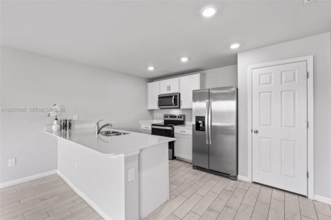 Villa ou maison à LaBelle, Floride 4 chambres № 2187914