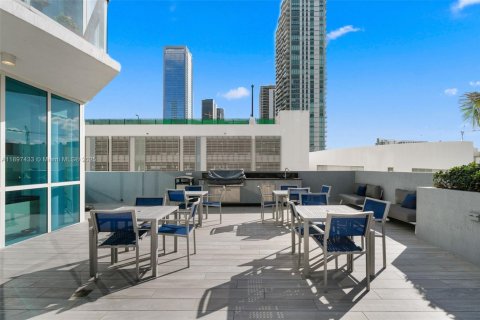 Condominio en alquiler en Miami, Florida, 1 dormitorio, 76.92 m2 № 1949625 - foto 21