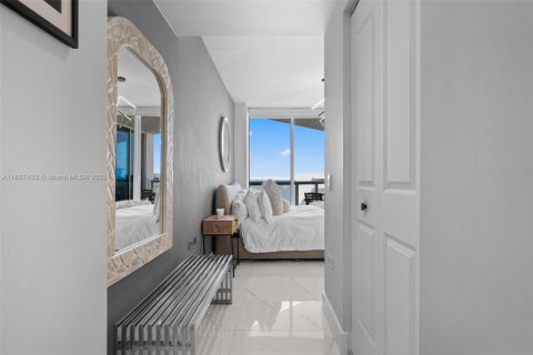 Condominio en alquiler en Miami, Florida, 1 dormitorio, 76.92 m2 № 1949625 - foto 13