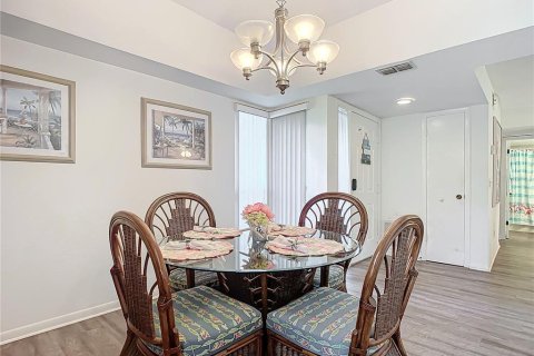 Condo in Palm Coast, Florida, 3 bedrooms  № 1813372 - photo 5