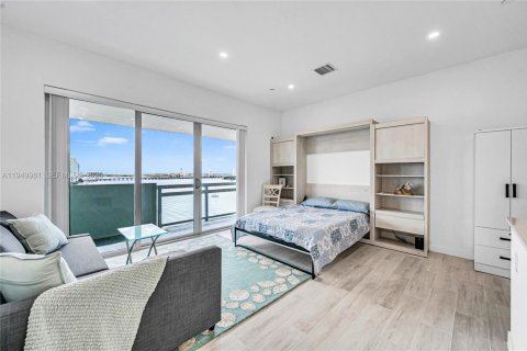 Condominio en alquiler en Miami Beach, Florida, 42.83 m2 № 2055759 - foto 6