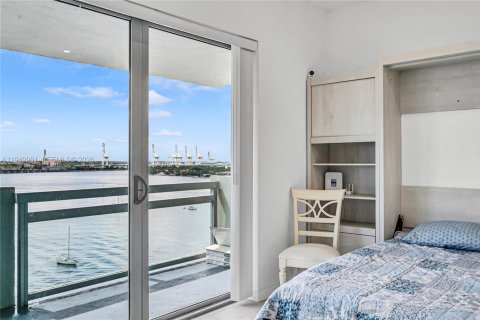 Condominio en alquiler en Miami Beach, Florida, 42.83 m2 № 2055759 - foto 7