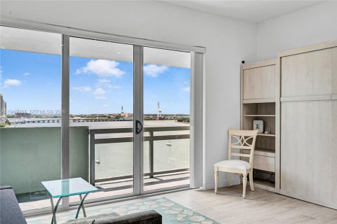 Condominio en alquiler en Miami Beach, Florida, 42.83 m2 № 2055759 - foto 25