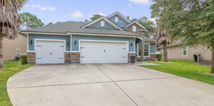 House in Jacksonville, Florida 4 bedrooms, 211.82 sq.m. № 772780