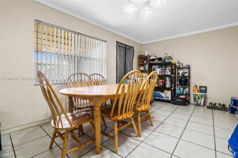 Immobilier commercial à vendre à Hollywood, Floride: 232.81 m2 № 2050306 - photo 20