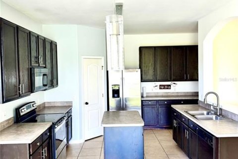 Купить виллу или дом в Киссимми, Флорида 3 комнаты, 212.56м2, № 2150745 - фото 12