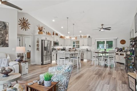 House in Dunnellon, Florida 3 bedrooms, 136.85 sq.m. № 2267482 - photo 4