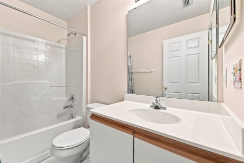Купить виллу или дом в Апопка, Флорида 5 комнат, 151.62м2, № 2353261 - фото 17