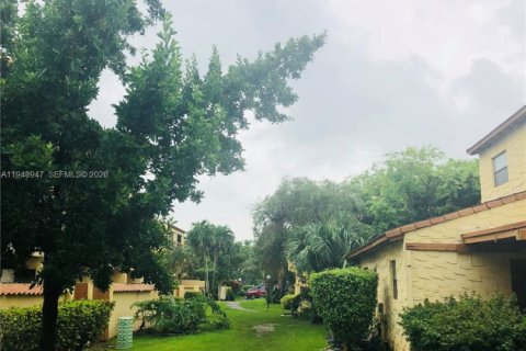 Townhouse in Sunrise, Florida 4 bedrooms № 2004720