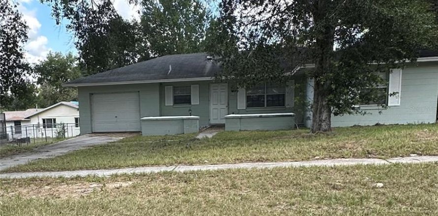 Casa en Ocala, Florida 2 dormitorios, 104.14 m2 № 1880640