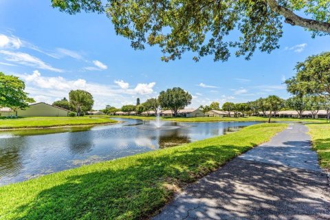 Condominio en venta en West Palm Beach, Florida, 2 dormitorios, 127.28 m2 № 2168960 - foto 18