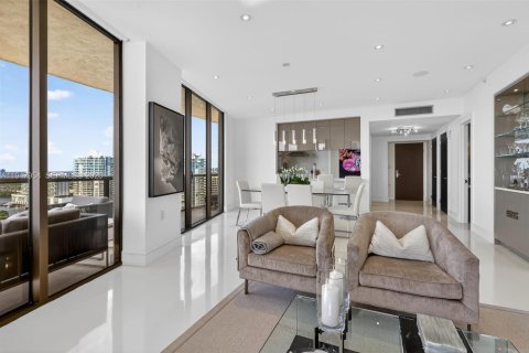 Купить кондоминиум в Санни-Айлс-Бич, Флорида 2 спальни, 124.67м2, № 2005665 - фото 10