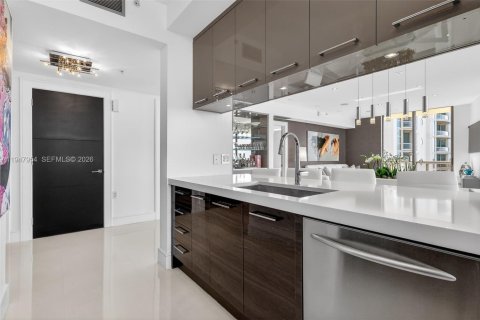 Купить кондоминиум в Санни-Айлс-Бич, Флорида 2 спальни, 124.67м2, № 2005665 - фото 12