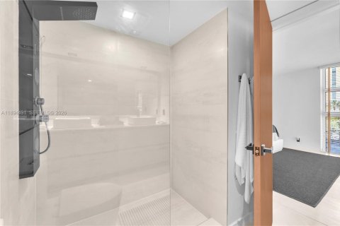 Copropriété à vendre à Sunny Isles Beach, Floride: 2 chambres, 148.92 m2 № 2013828 - photo 17