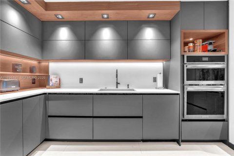 Copropriété à vendre à Sunny Isles Beach, Floride: 2 chambres, 148.92 m2 № 2013828 - photo 11