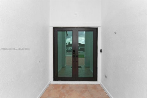 Купить виллу или дом в Майами, Флорида 4 спальни, 228.54м2, № 1925353 - фото 3