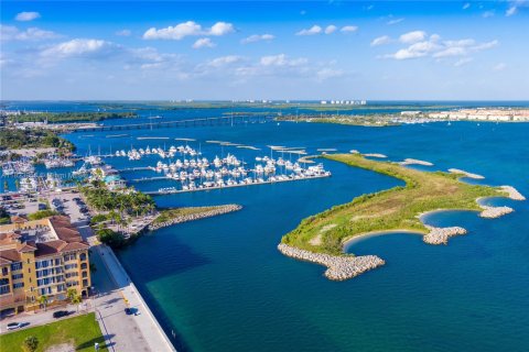 Купить земельный участок в Сент-Луси, Флорида № 1957915 - фото 13