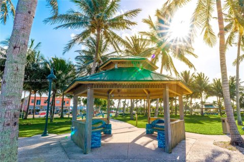 Купить земельный участок в Сент-Луси, Флорида № 1957915 - фото 11