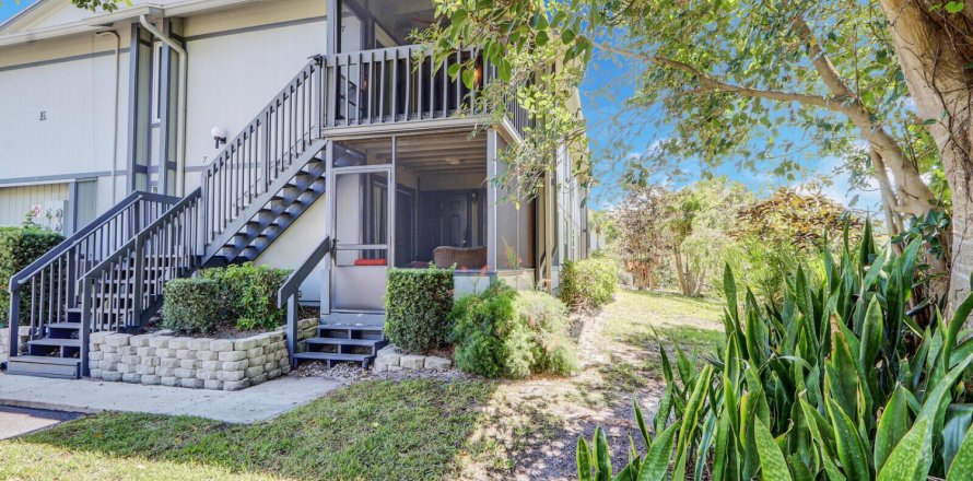 Condo in Hobe Sound, Florida, 2 bedrooms № 1207728