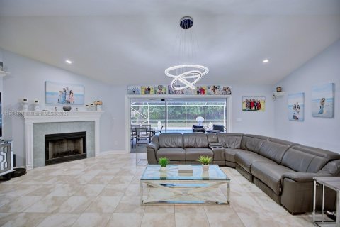 Casa en venta en Sebring, Florida, 4 dormitorios, 211.07 m2 № 1892431 - foto 11