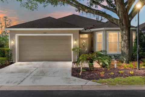 House in Ocala, Florida 3 bedrooms, 153.75 sq.m. № 2232542