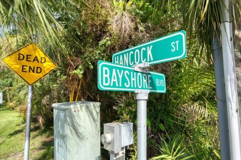 Propiedad comercial en venta en Dunedin, Florida № 2108572 - foto 11