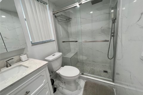 Condo in Sunrise, Florida, 1 bedroom  № 2043315 - photo 7