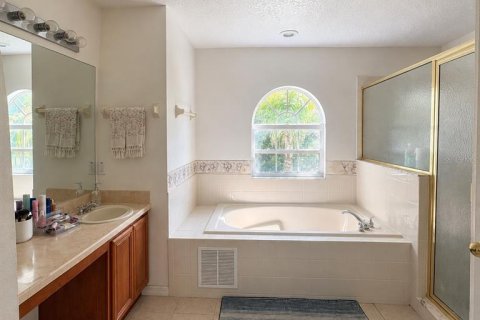 Casa en venta en Kissimmee, Florida, 4 dormitorios, 258.08 m2 № 2385564 - foto 23