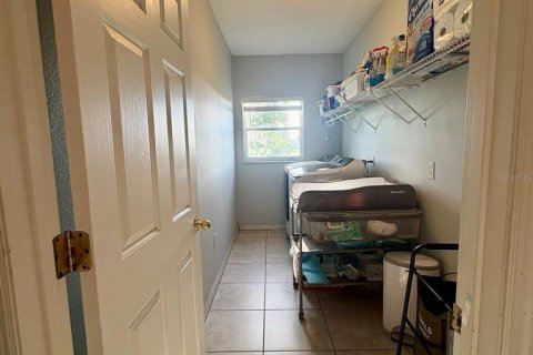 Casa en venta en Kissimmee, Florida, 4 dormitorios, 258.08 m2 № 2385564 - foto 17
