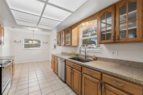 Casa en venta en Seffner, Florida, 4 dormitorios, 223.99 m2 № 2386278 - foto 23