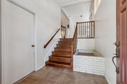 Casa en venta en Seffner, Florida, 4 dormitorios, 223.99 m2 № 2386278 - foto 4